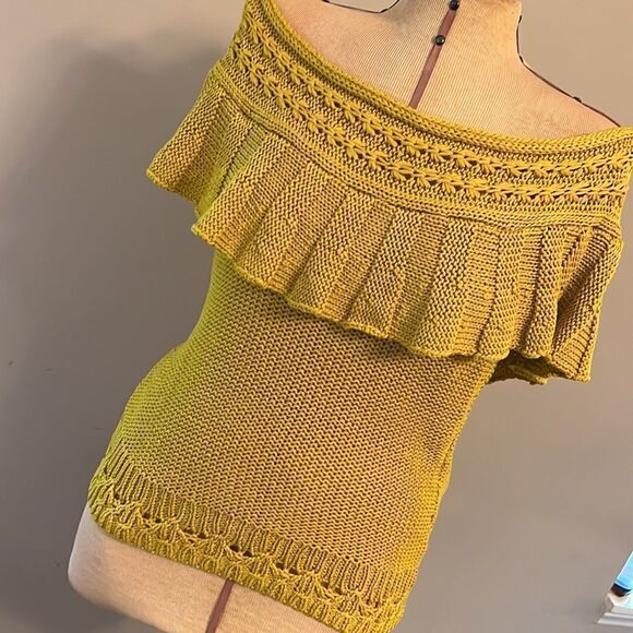 Anthropologie Mustard Yellow Crochet Ruffle Off Shoulder Sweater - Size Small - Picture 2 of 13